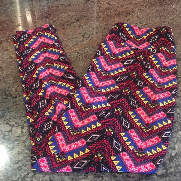 LuLaRoe Pants - TC NWOT LuLaRoe Leggings D06 3409